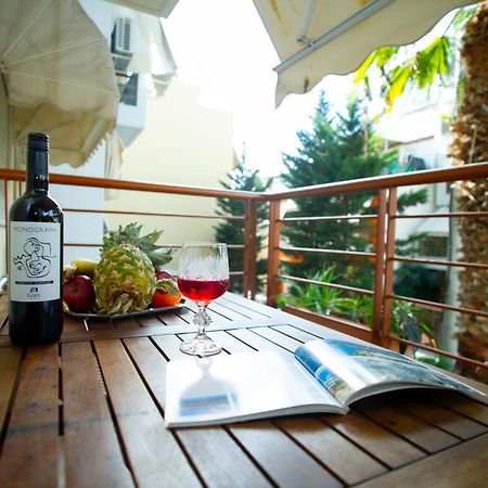 At Aqua Apartment Kallithea Атина Екстериор снимка