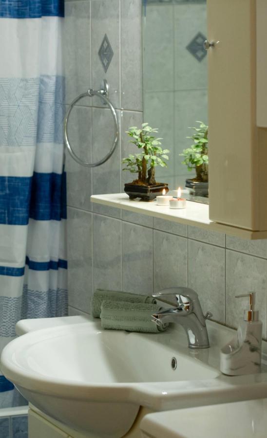 At Aqua Apartment Kallithea Атина Екстериор снимка