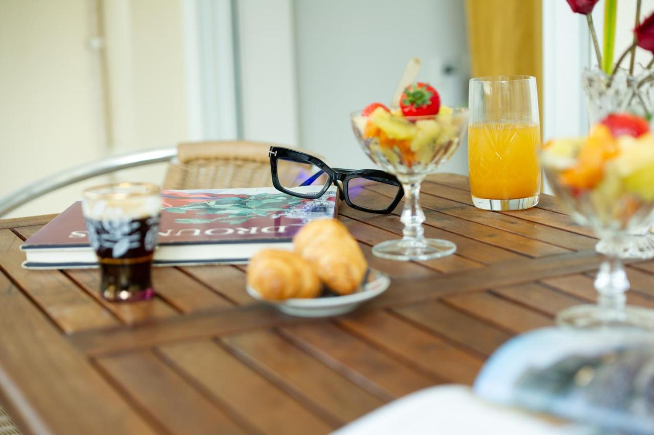 At Aqua Apartment Kallithea Атина Екстериор снимка