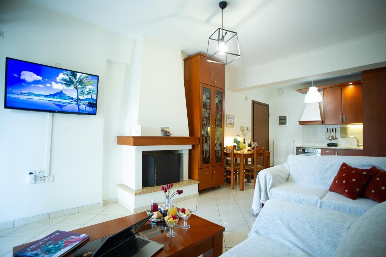 At Aqua Apartment Kallithea Атина Екстериор снимка