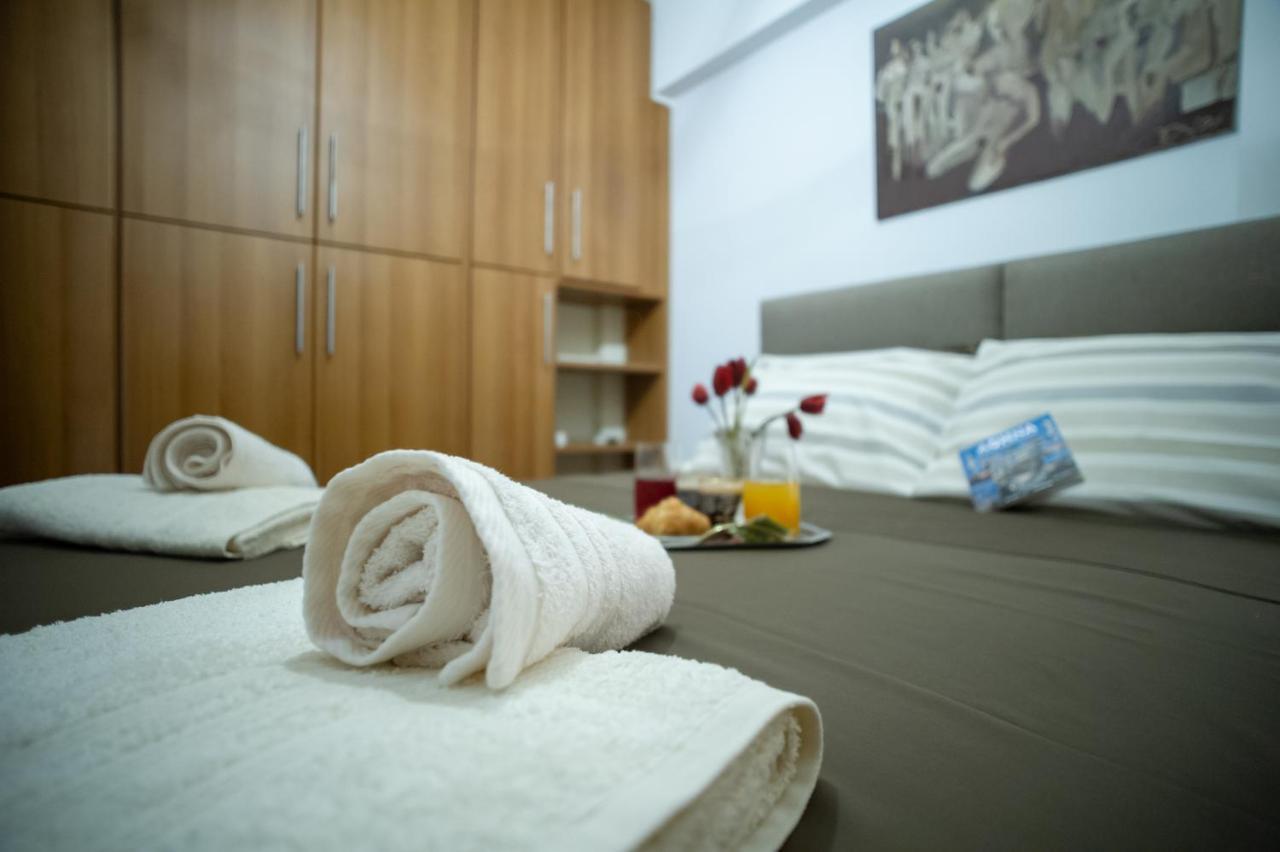 At Aqua Apartment Kallithea Атина Екстериор снимка